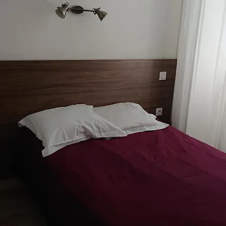 Hotel De L'europe 2*